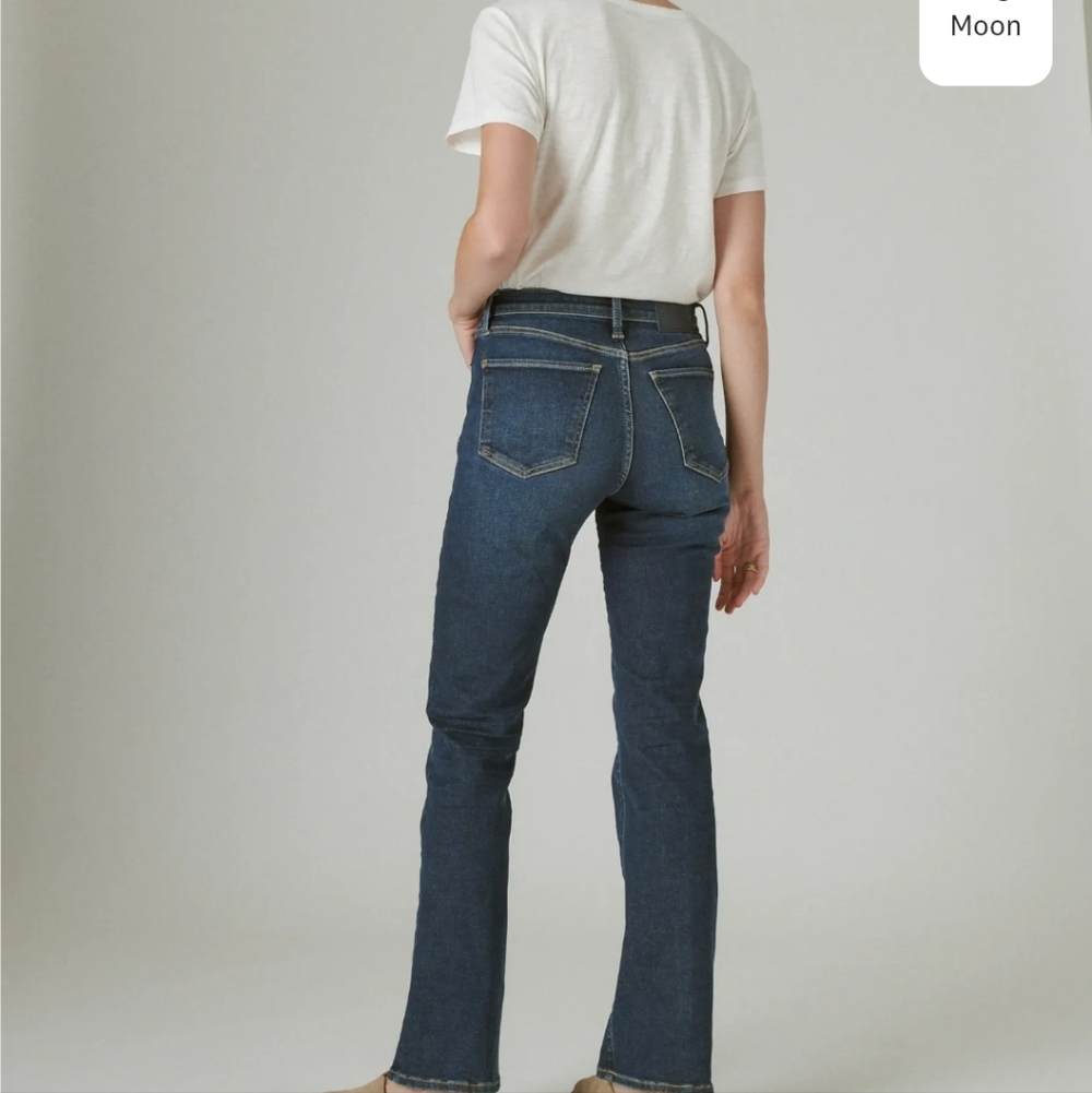 Lucky Brand Dark Blue Bootcut Jeans Size 4 Size 27